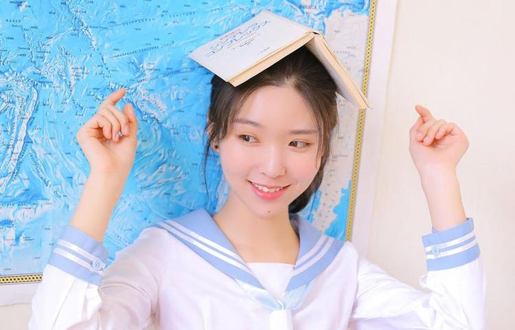 天台上的友情与烟花